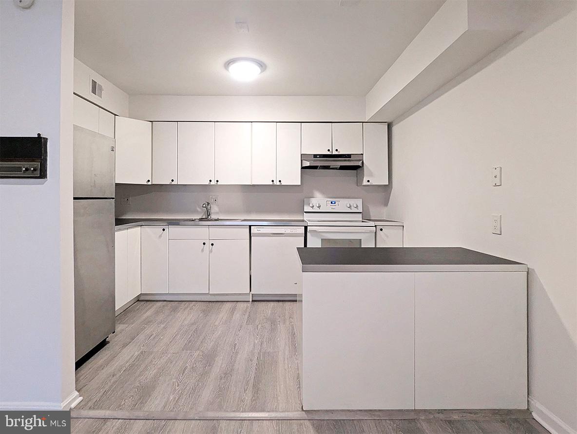 6141 Edsall Rd #b Property Photo 8