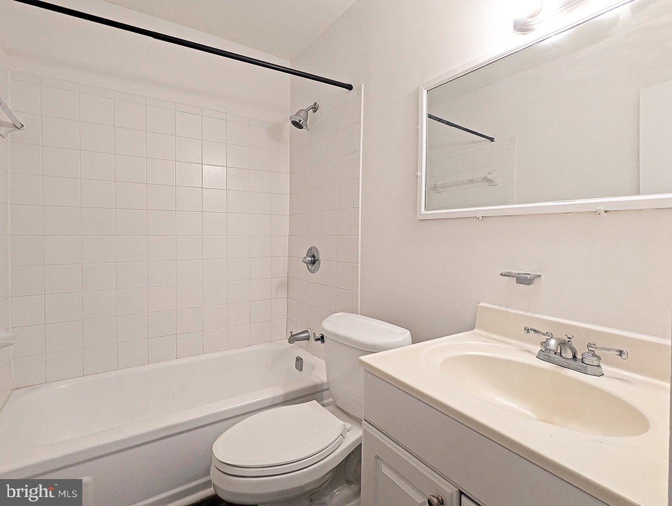 6141 Edsall Rd #b Property Photo 16