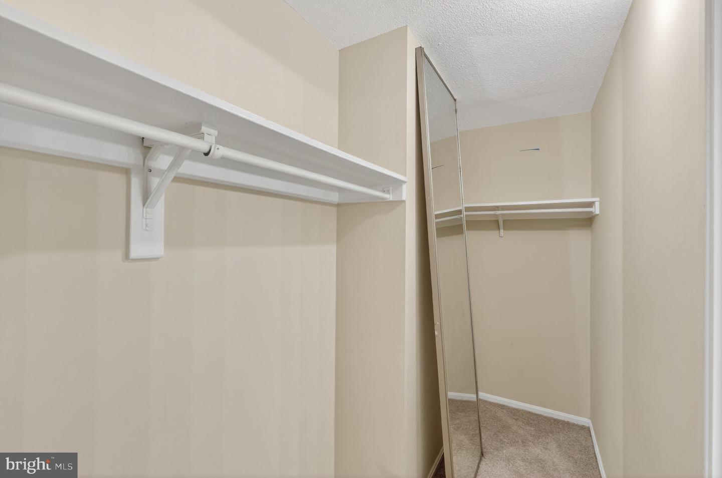 203 Yoakum Pkwy #1625 Property Photo 20