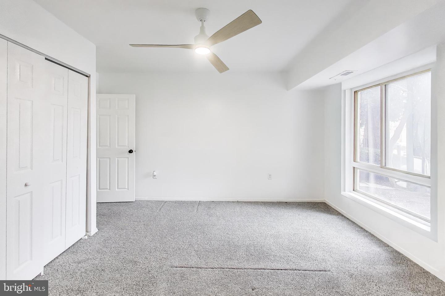 5250 Valley Forge Dr #107 Property Photo 16