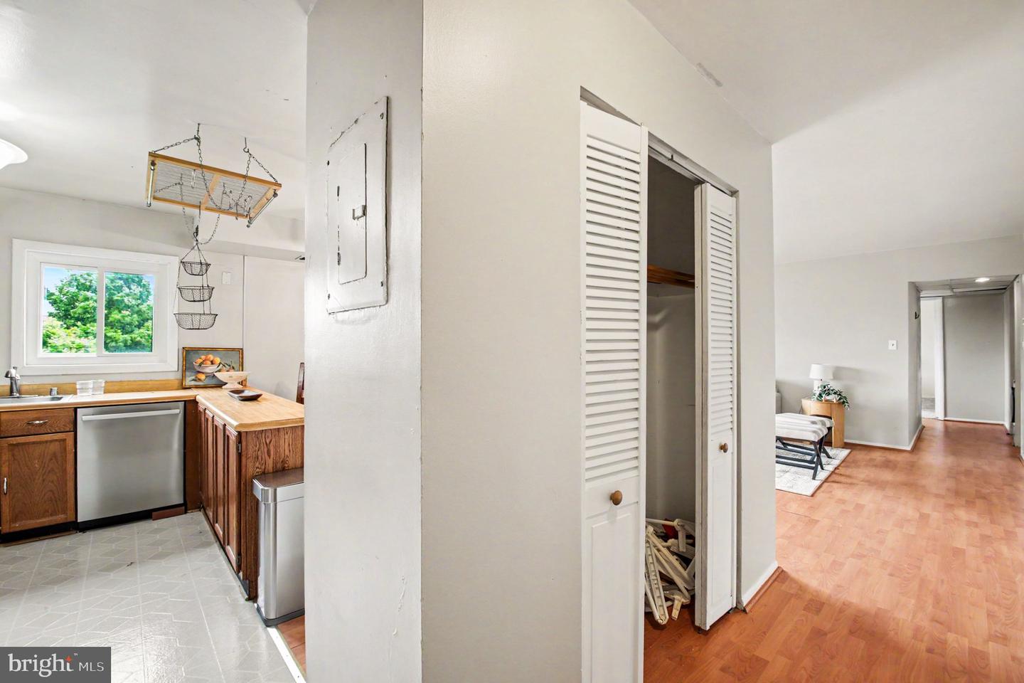 3342 S 28th St #403 Property Photo 13
