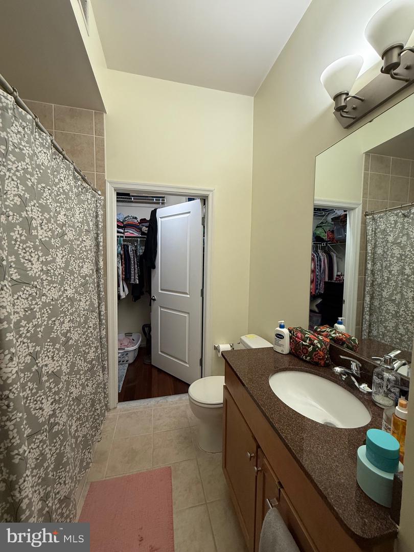 309 Holland Ln #139 Property Photo 7