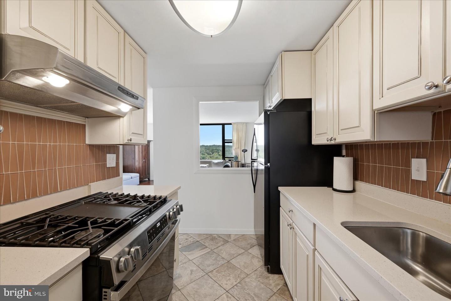 4600 Duke St #928 Property Photo 5