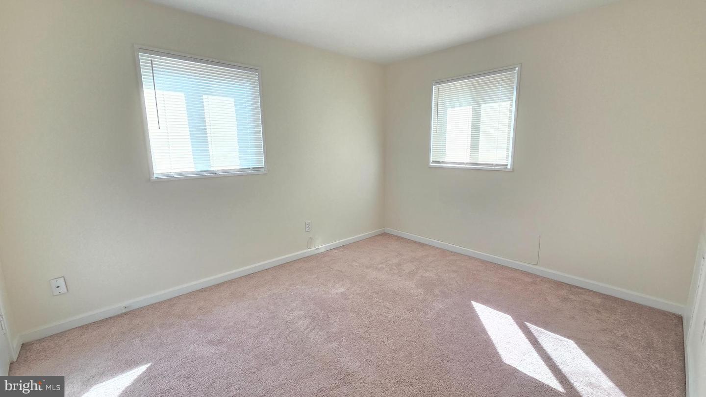 27 Hudson St Property Photo 12