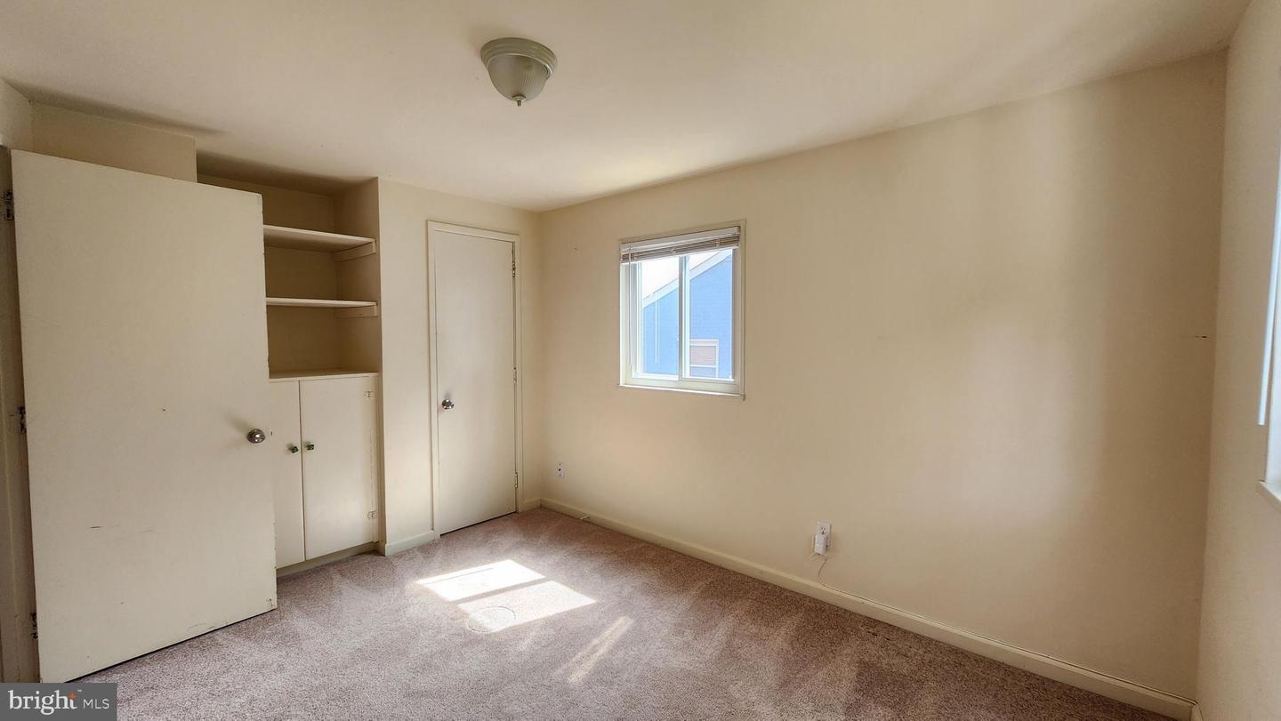 27 Hudson St Property Photo 13