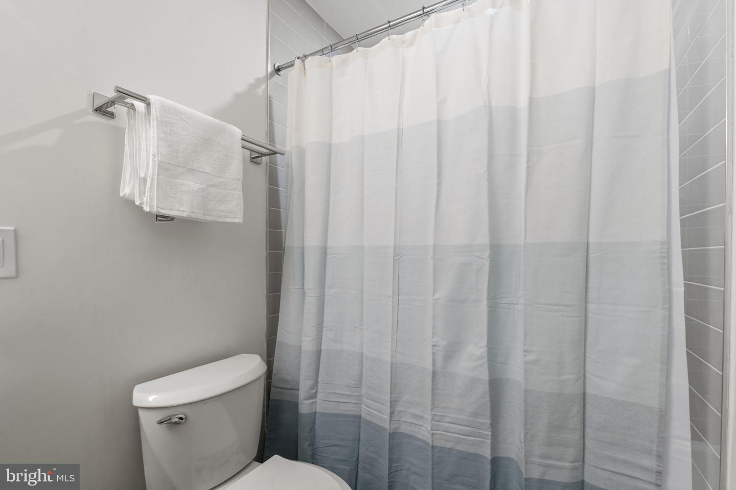 100 W Taylor Run Pkwy W #6 Property Photo 11