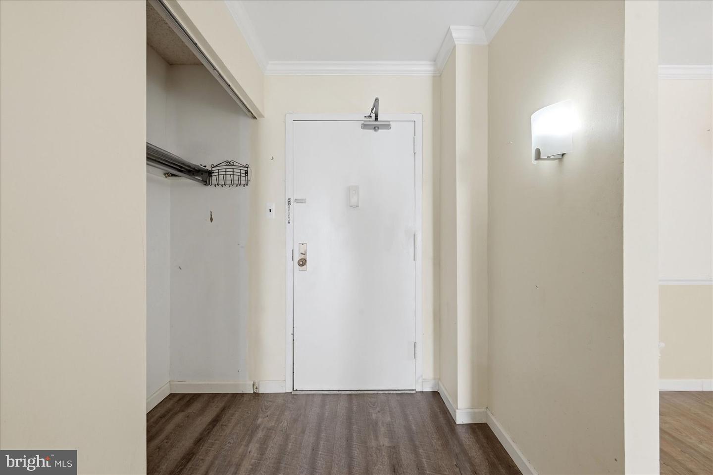 5300 Holmes Run Pkwy #1418 Property Photo 5