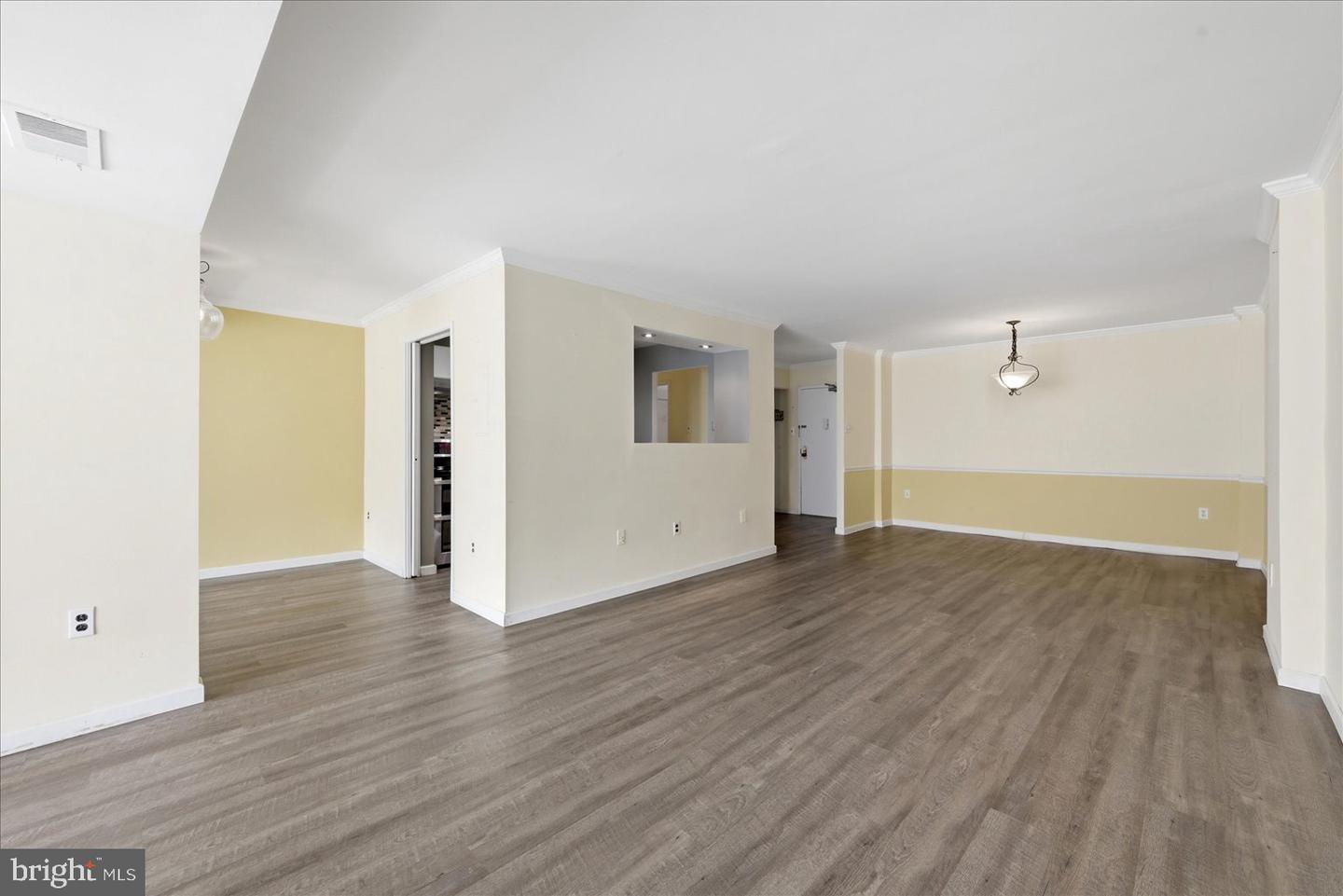 5300 Holmes Run Pkwy #1418 Property Photo 9