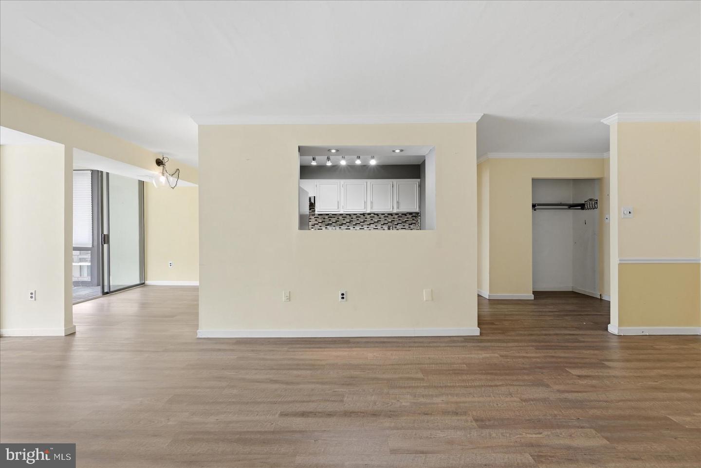 5300 Holmes Run Pkwy #1418 Property Photo 11