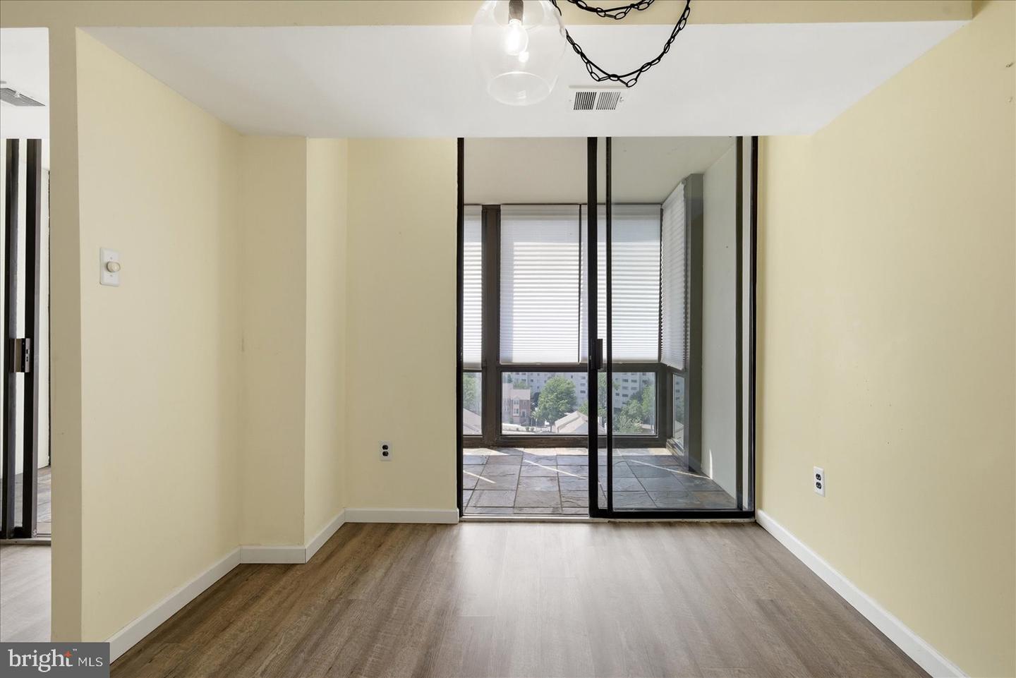 5300 Holmes Run Pkwy #1418 Property Photo 12
