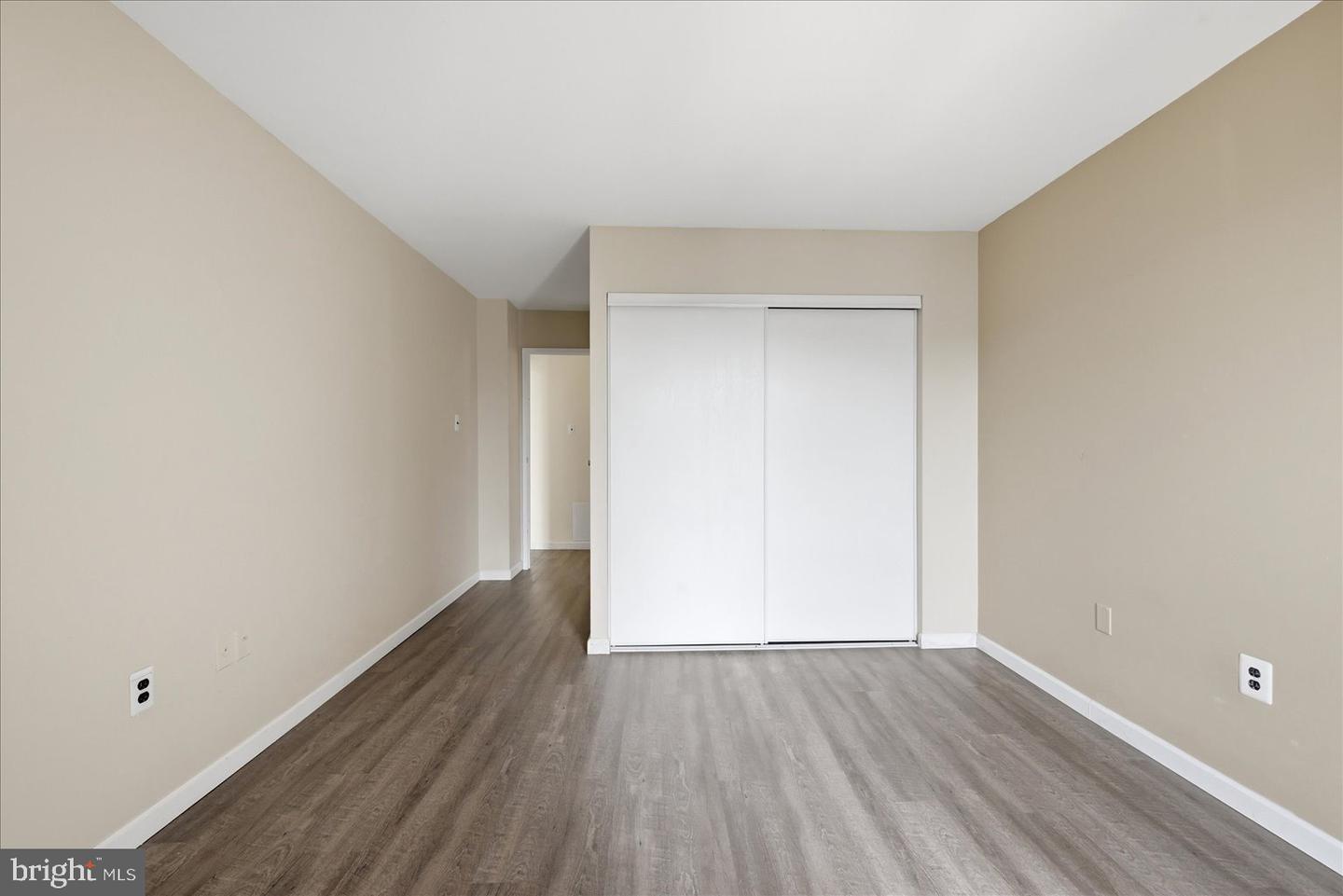 5300 Holmes Run Pkwy #1418 Property Photo 20