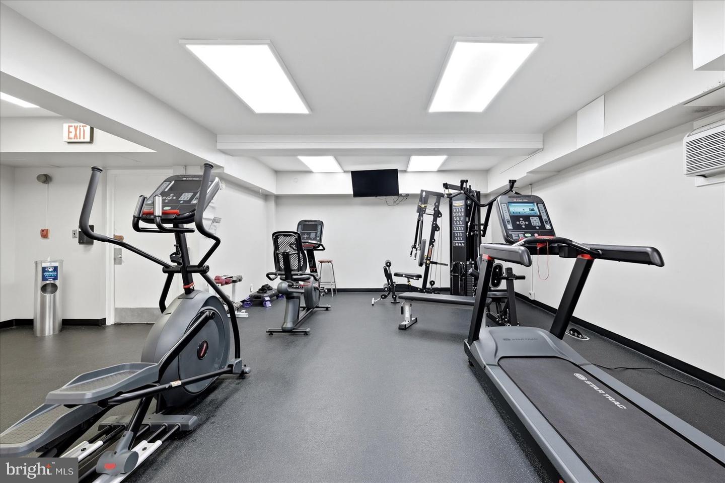 5300 Holmes Run Pkwy #1418 Property Photo 35