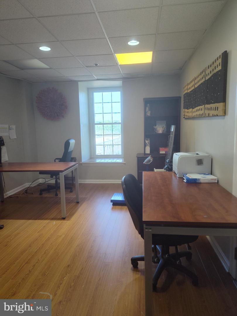 50 S Pickett St #208 Property Photo 18