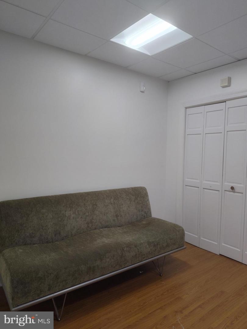 50 S Pickett St #208 Property Photo 16