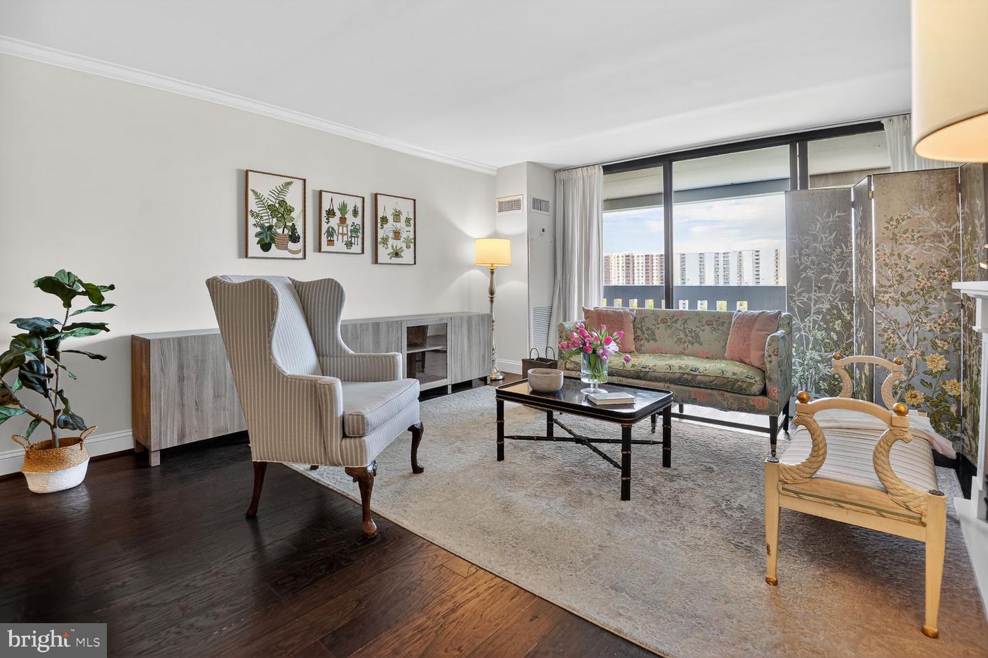 6101 EDSALL RD #1606