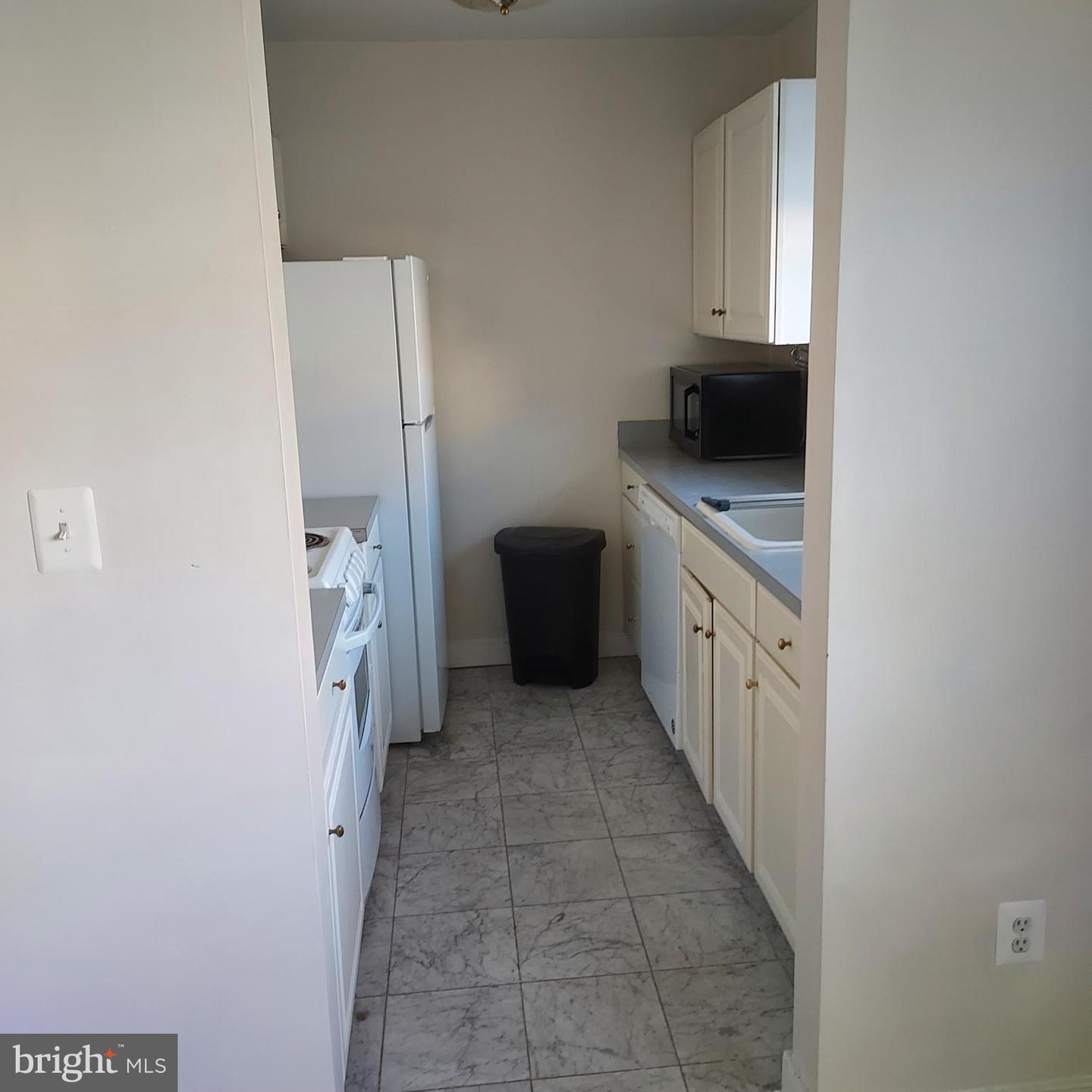 610 Madison St #200 Property Photo 11