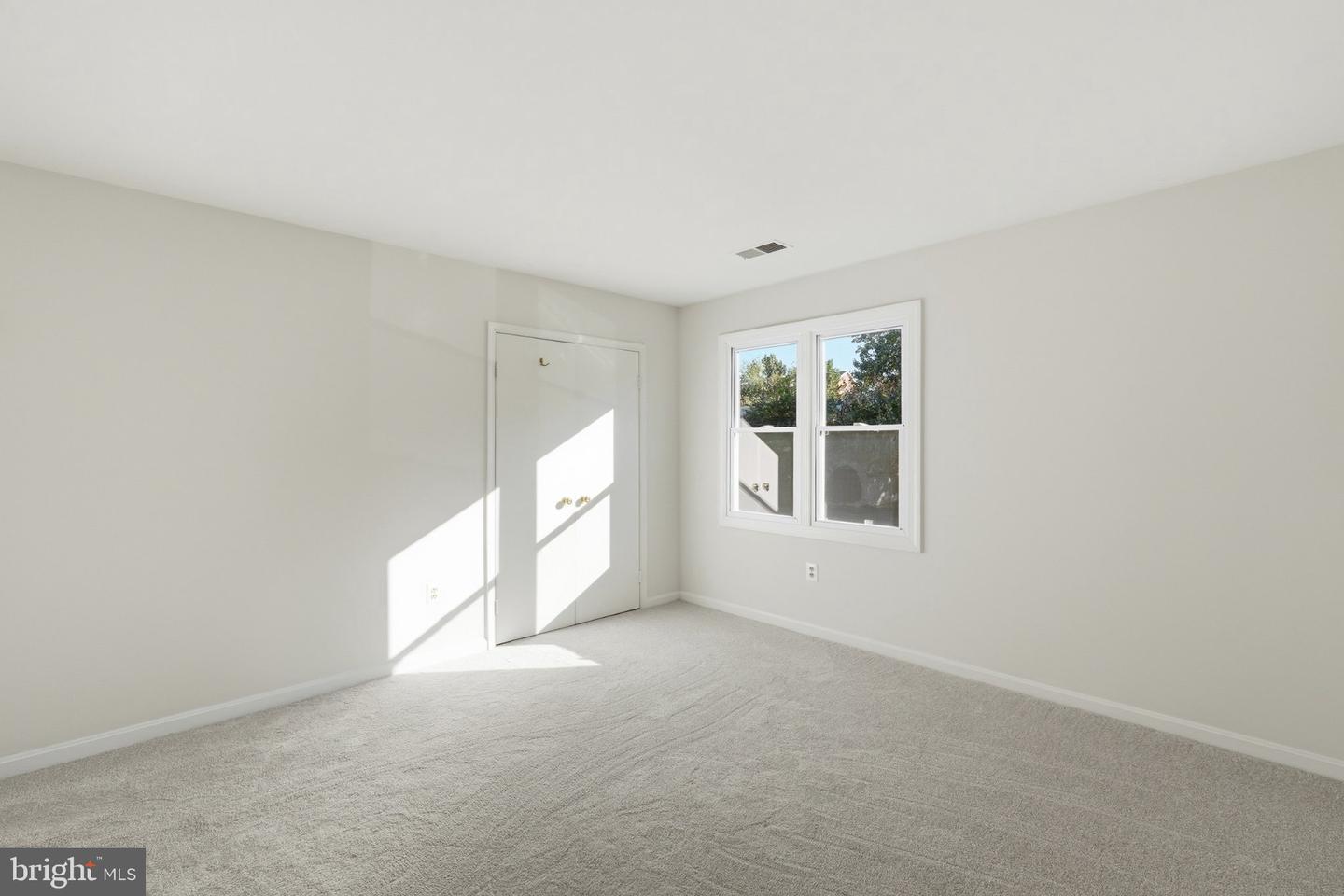 9 Leadbeater St #1/2 Property Photo 21