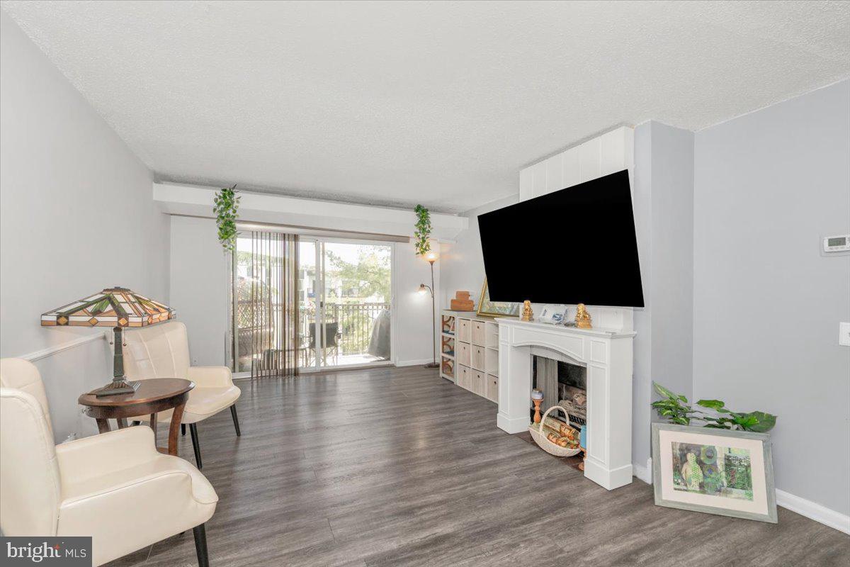 60 S Van Dorn St #511 Property Photo 1
