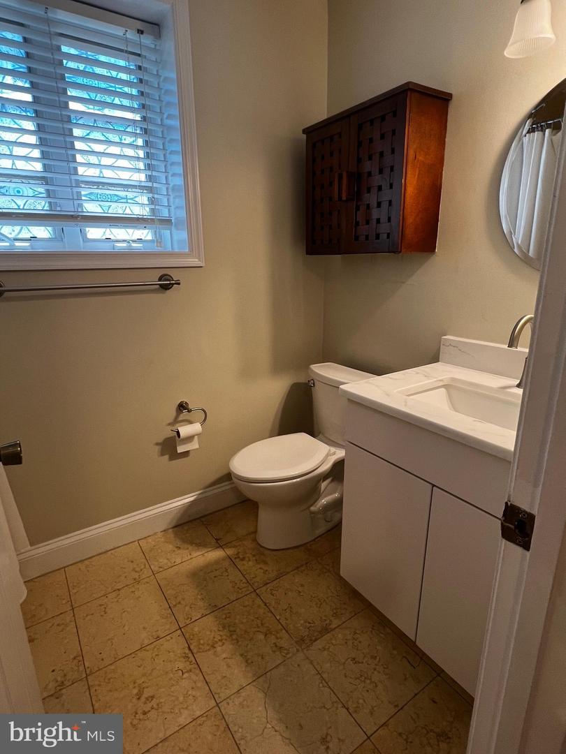 1219 Oronoco St #101 Property Photo 17