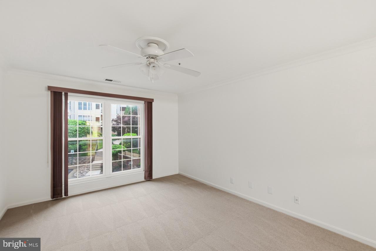 240 S Reynolds St #212 Property Photo 20