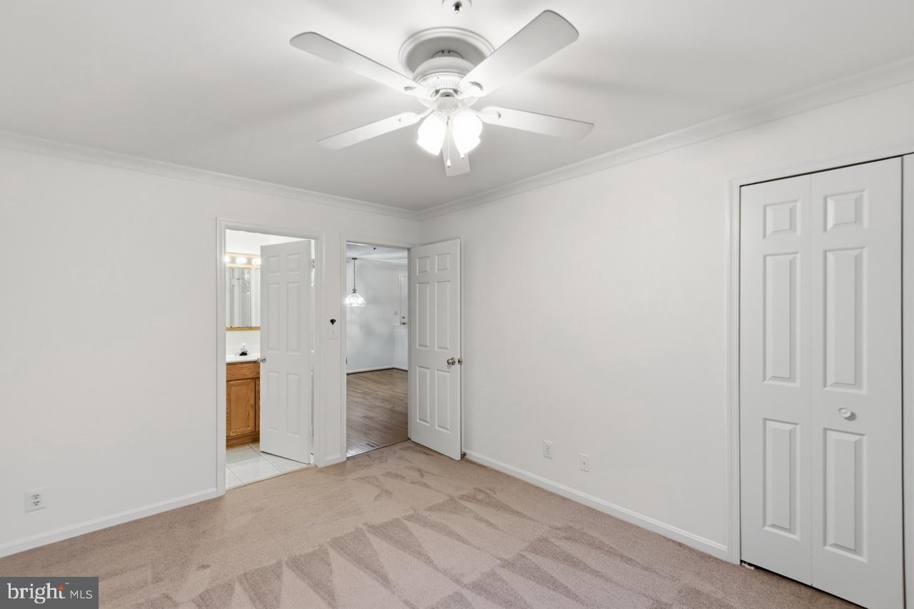 240 S Reynolds St #212 Property Photo 22