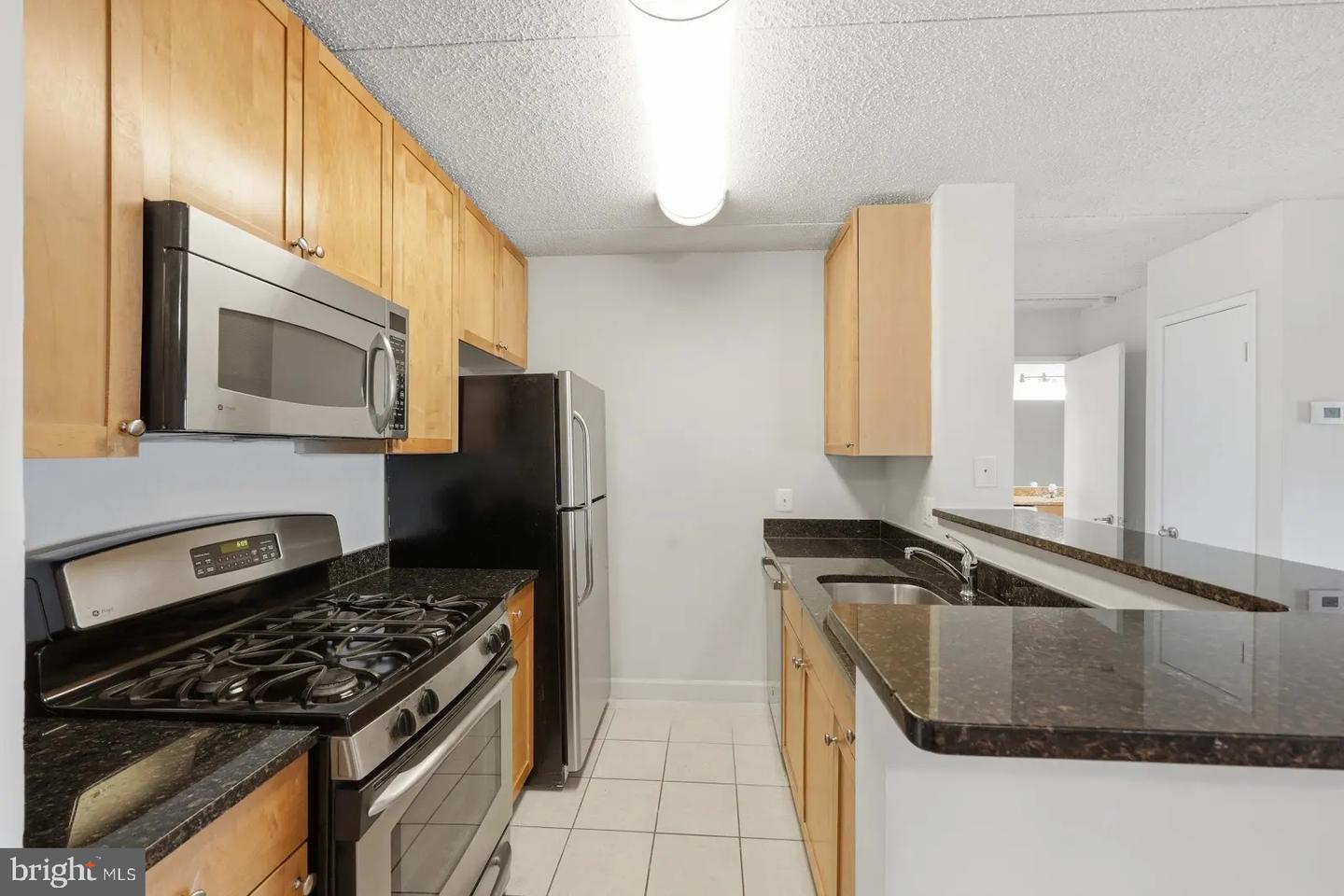 60 S Van Dorn St #202 Property Photo 9