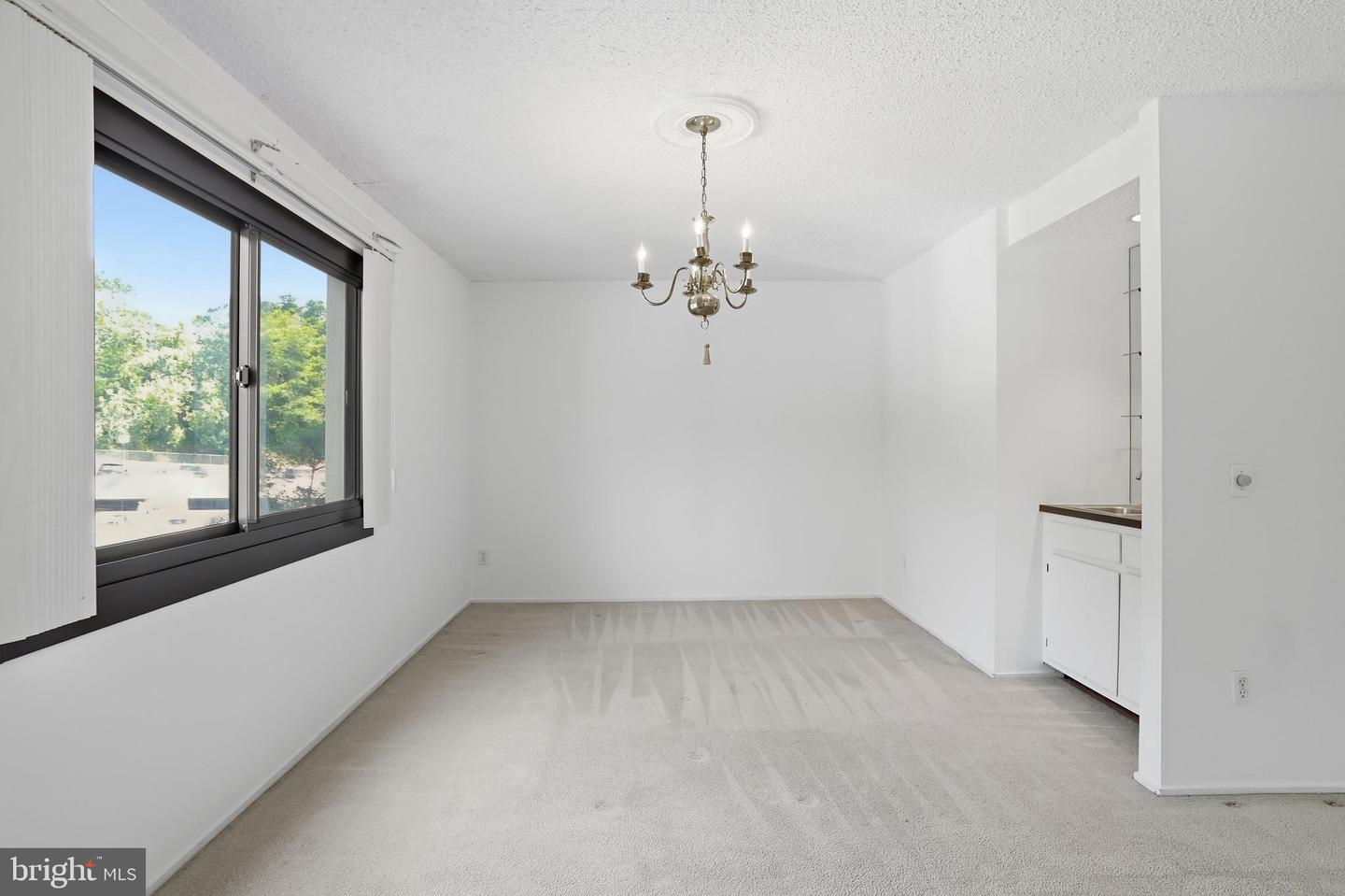 6101 Edsall Rd #502 Property Photo 5