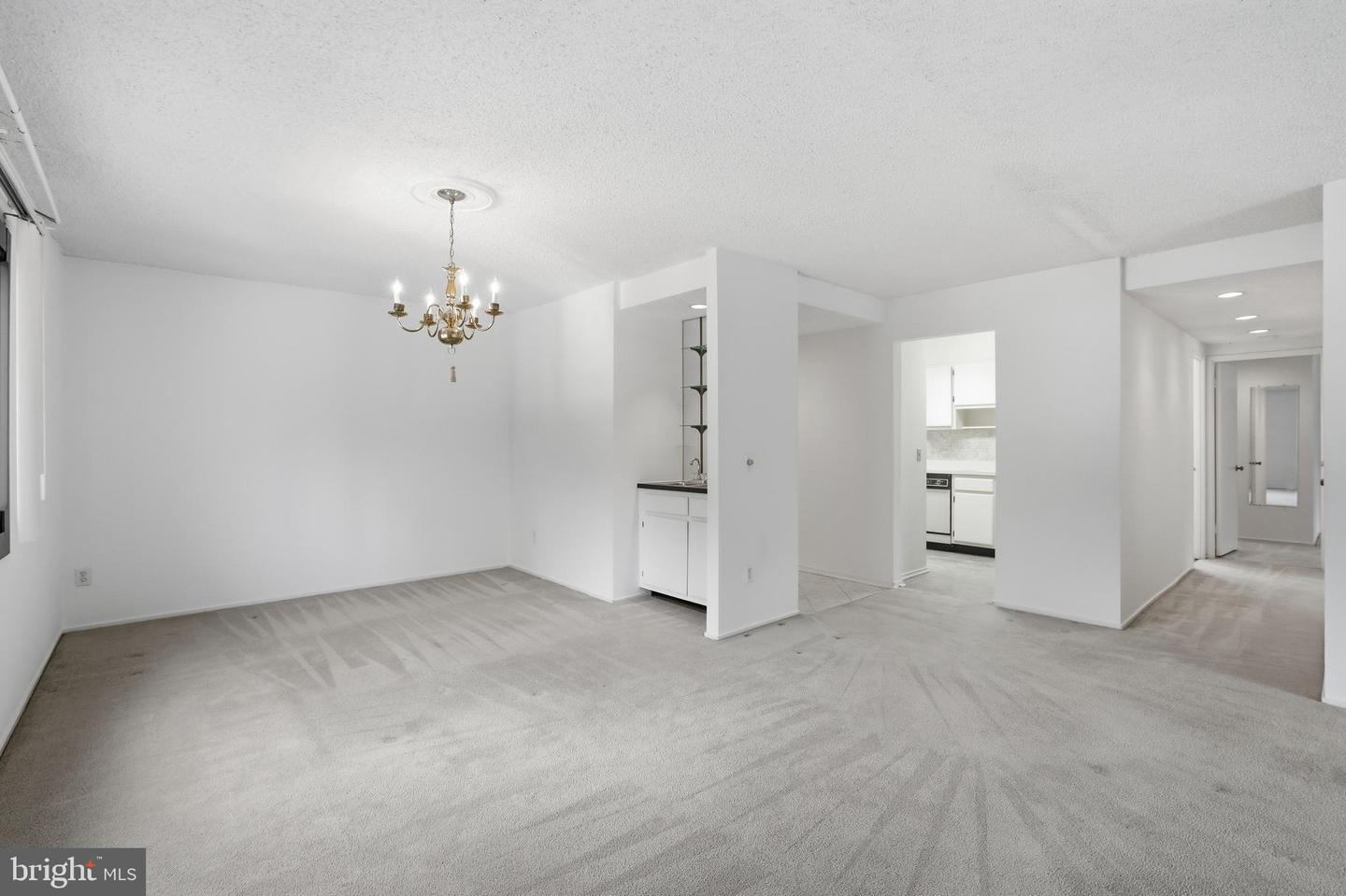 6101 Edsall Rd #502 Property Photo 7