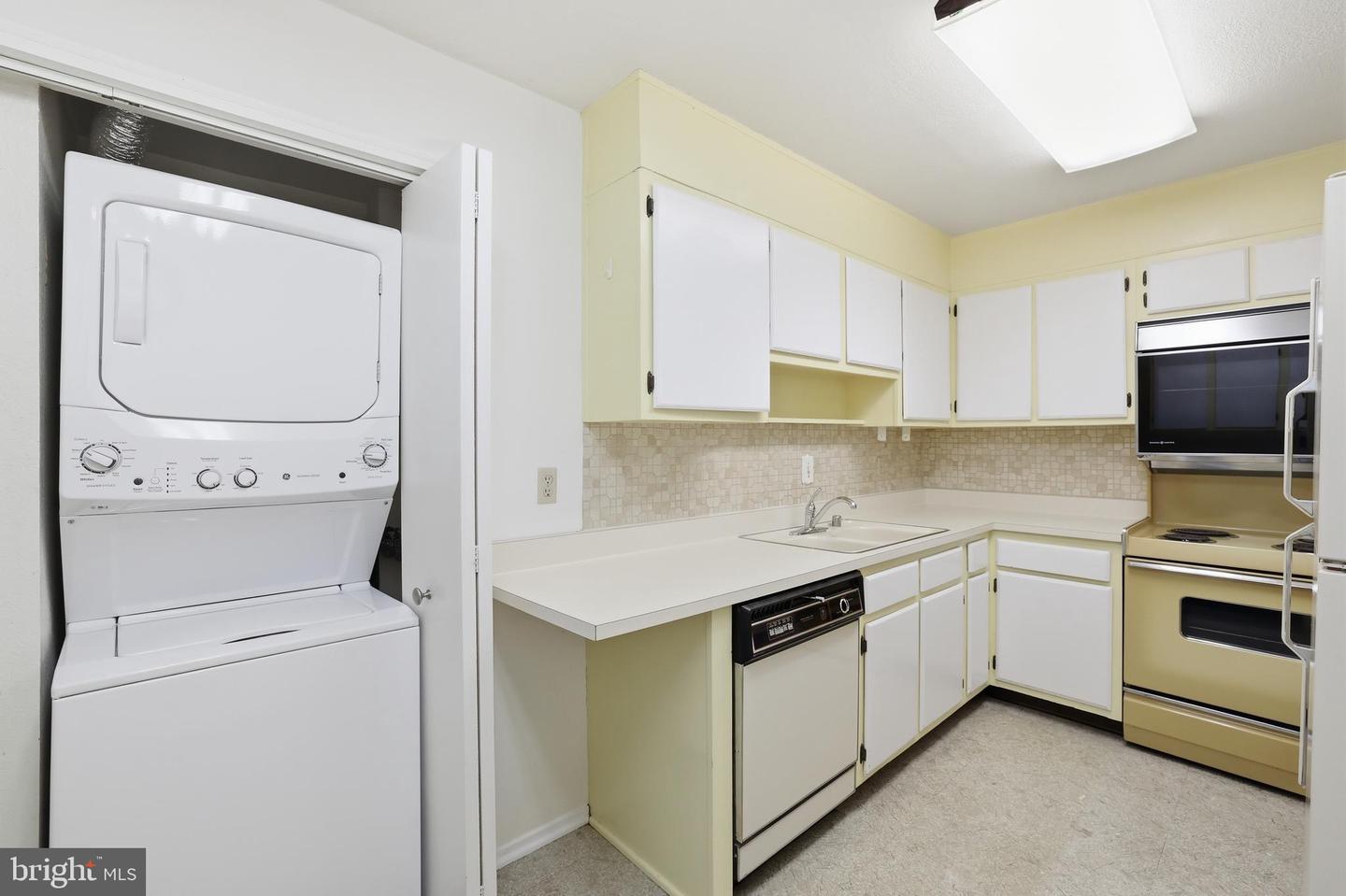6101 Edsall Rd #502 Property Photo 12