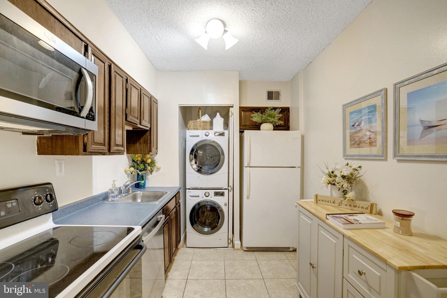 5500 Holmes Run Pkwy #1118 Property Photo 17