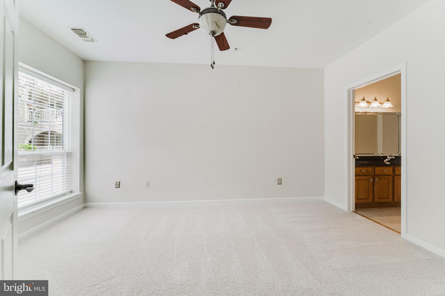 4551 Strutfield Ln #4128 Property Photo 27
