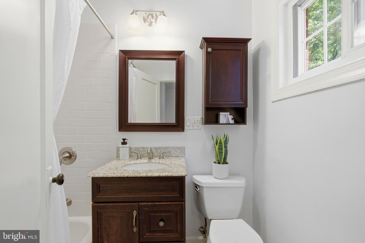 3243 Valley Dr Property Photo 24