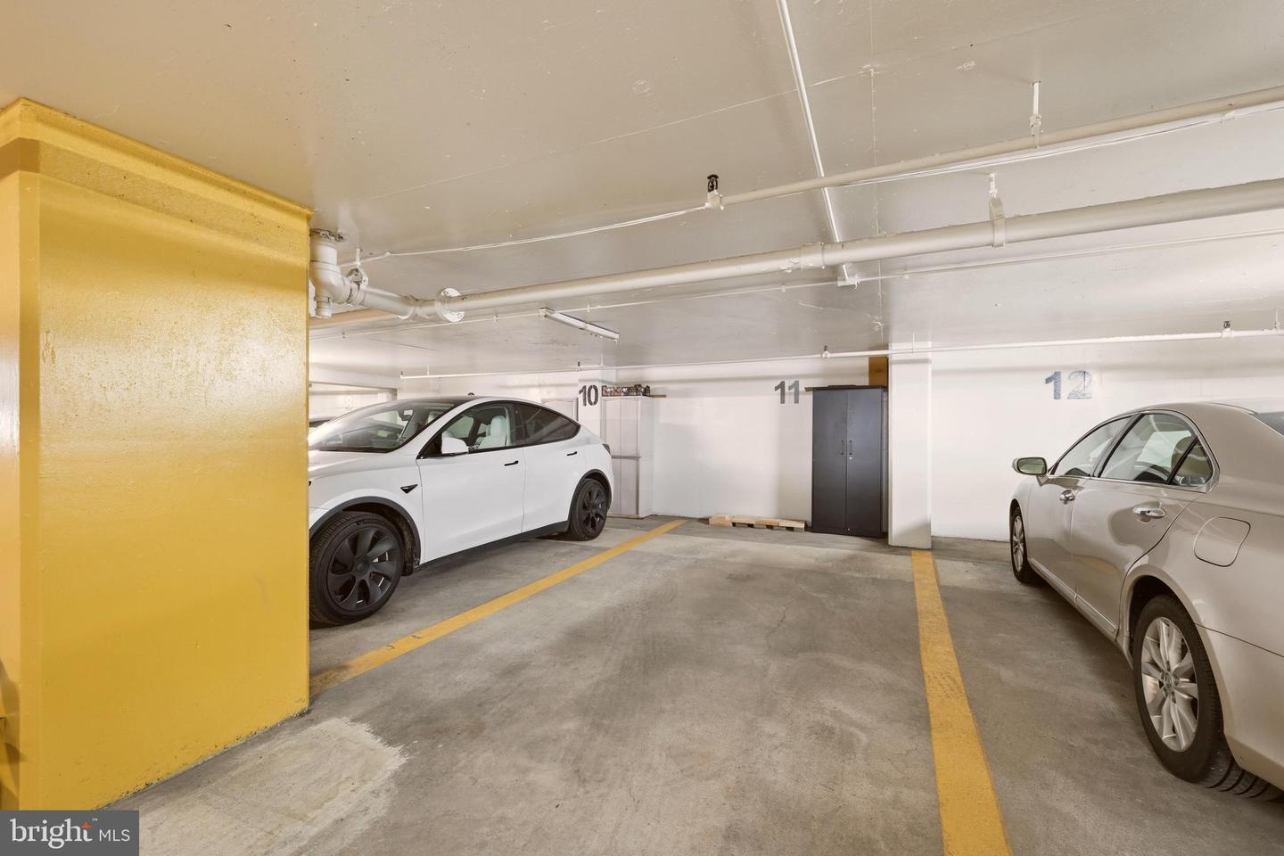 801 N Pitt St #1601 Property Photo 24