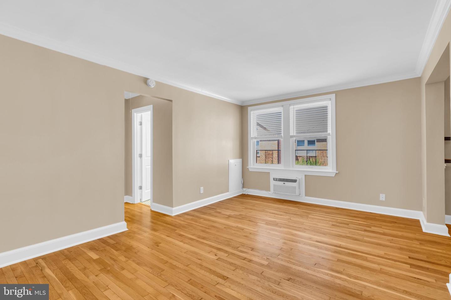 922 S Washington St #312 Property Photo 15