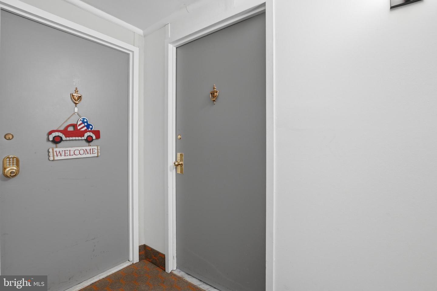 5250 Valley Forge Dr #704 Property Photo 2