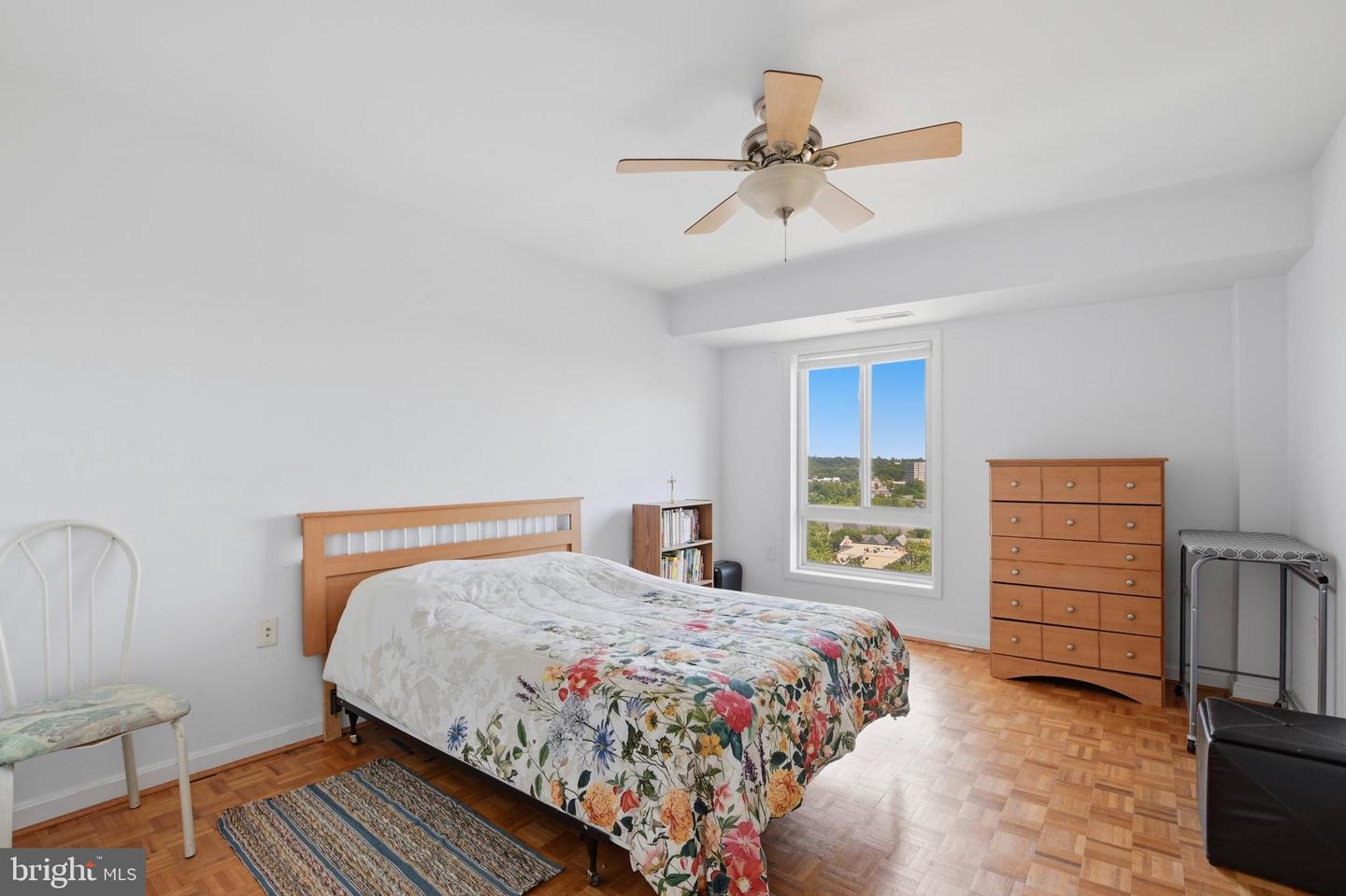 5250 Valley Forge Dr #704 Property Photo 12