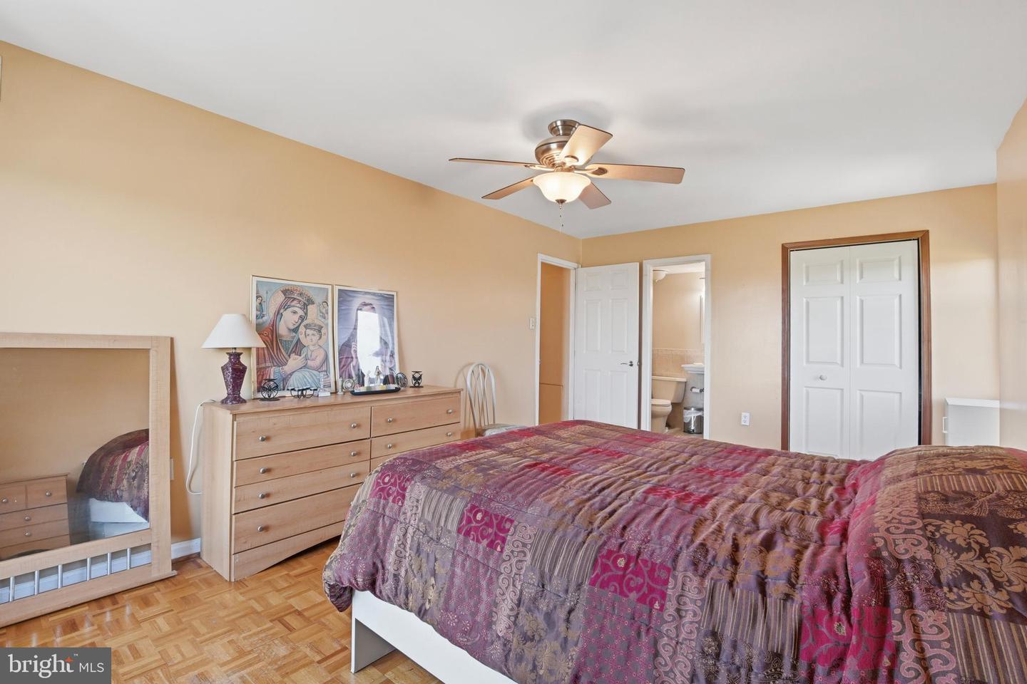 5250 Valley Forge Dr #704 Property Photo 17