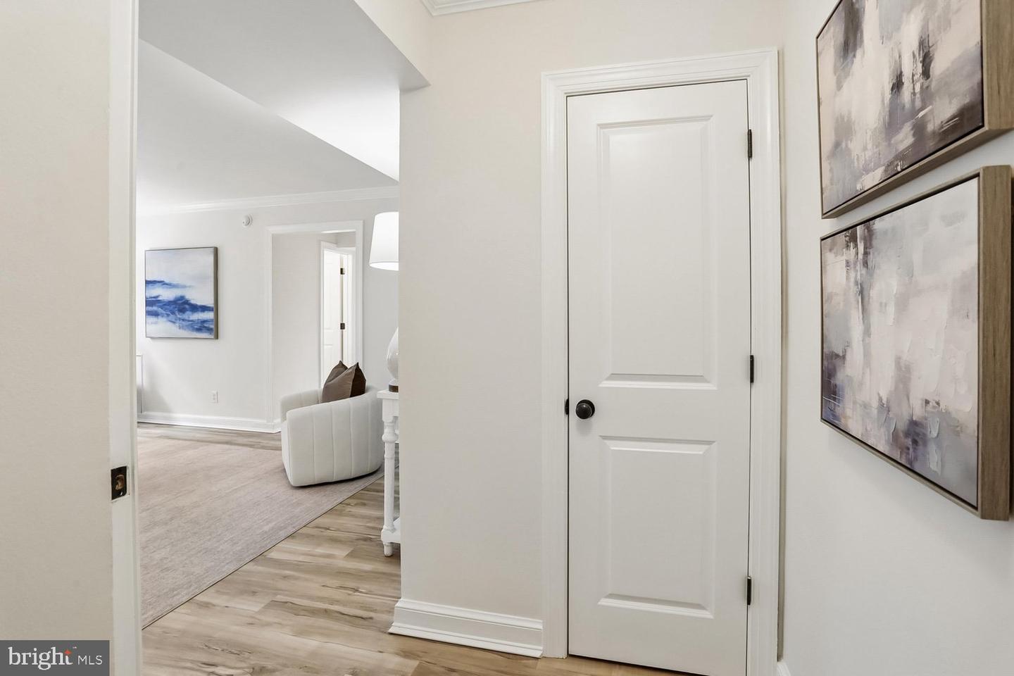 719 S Saint Asaph St #107 Property Photo 2