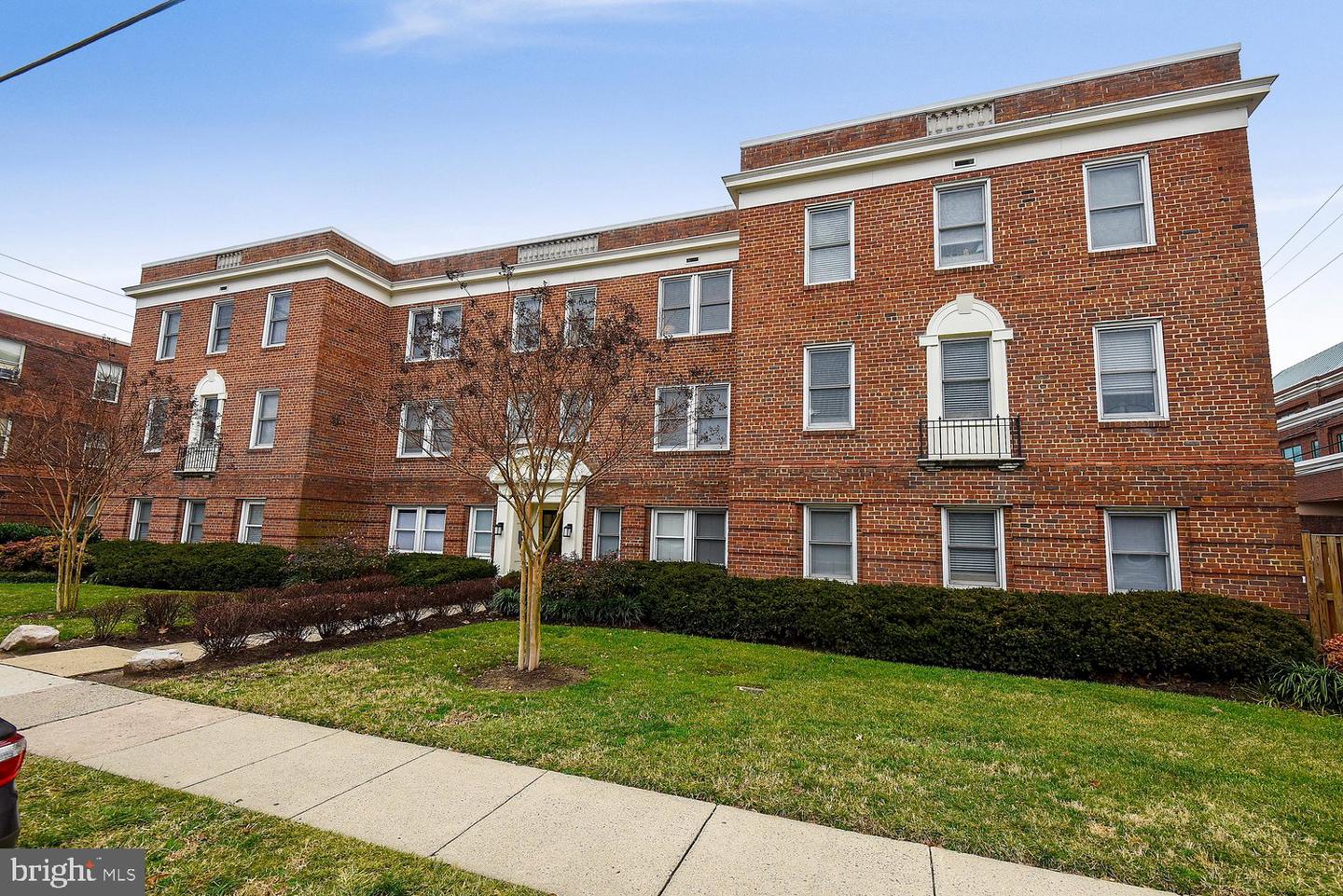 719 S Saint Asaph St #107 Property Photo 18