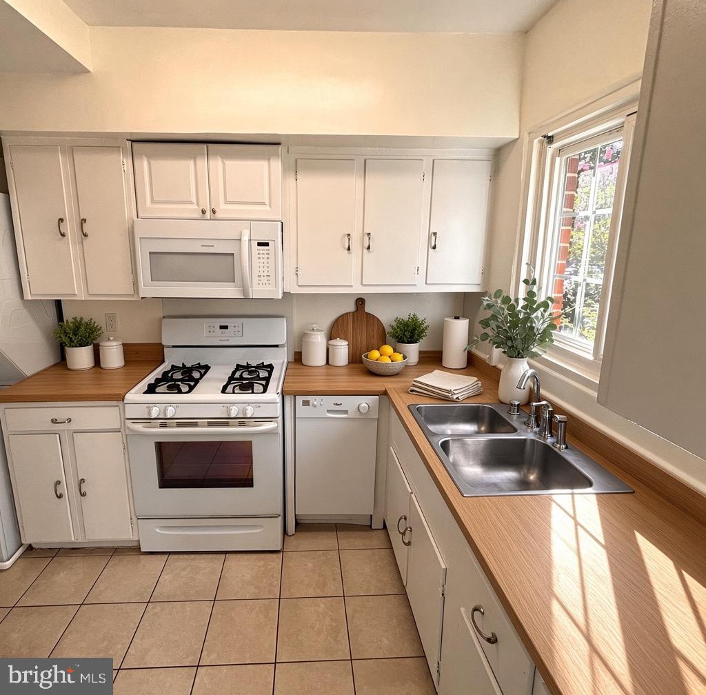 1643 Preston Rd Property Photo 4