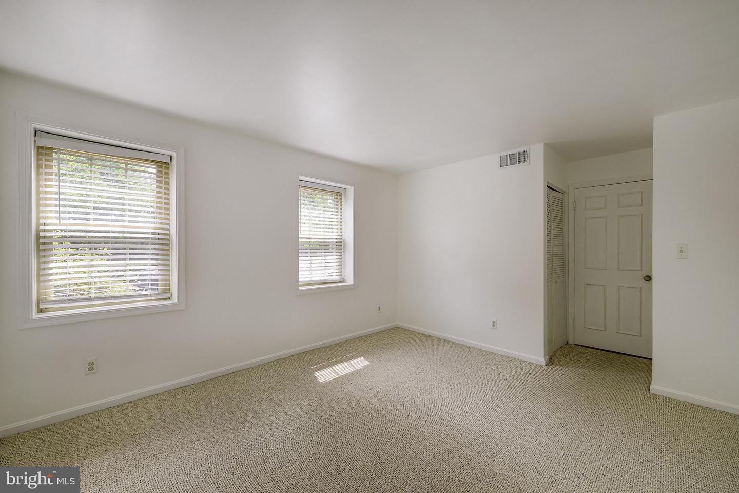 1403 E Abingdon Dr #2 Property Photo 15