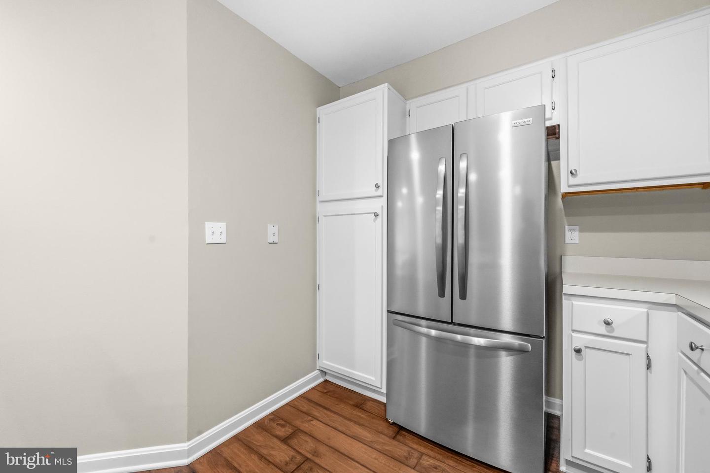 1100 Quaker Hill Dr #129 Property Photo 12