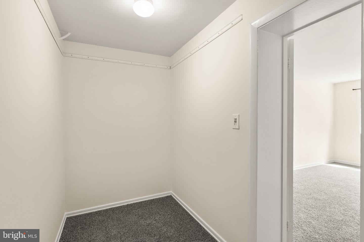 3240 S 28th St #101 Property Photo 25