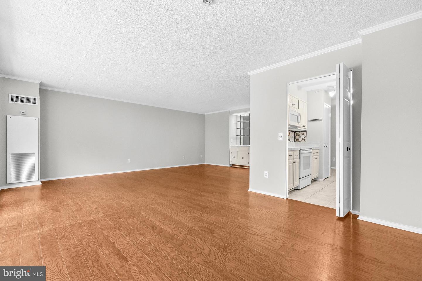 6101 Edsall Rd #211 Property Photo 10