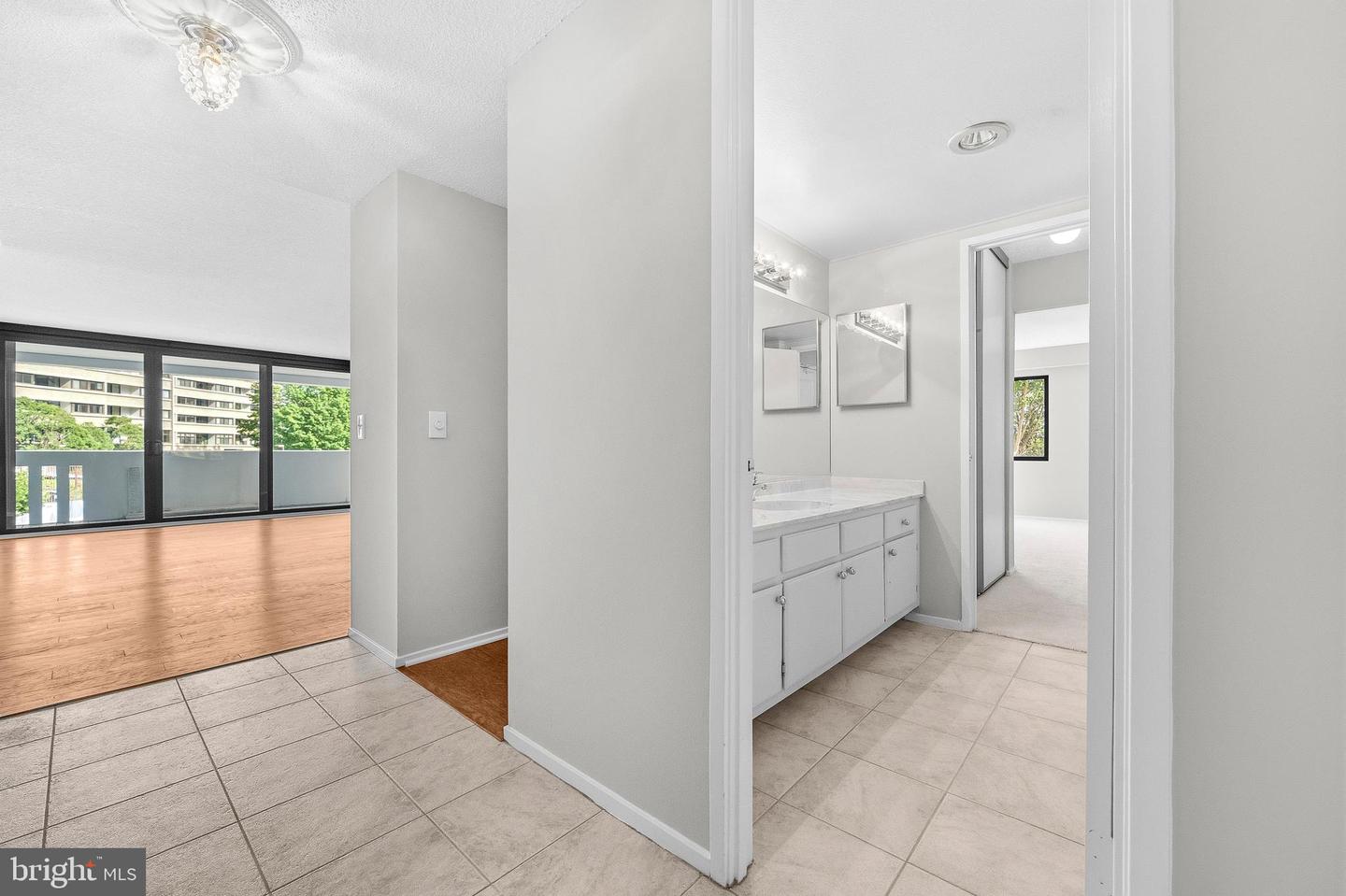 6101 Edsall Rd #211 Property Photo 12