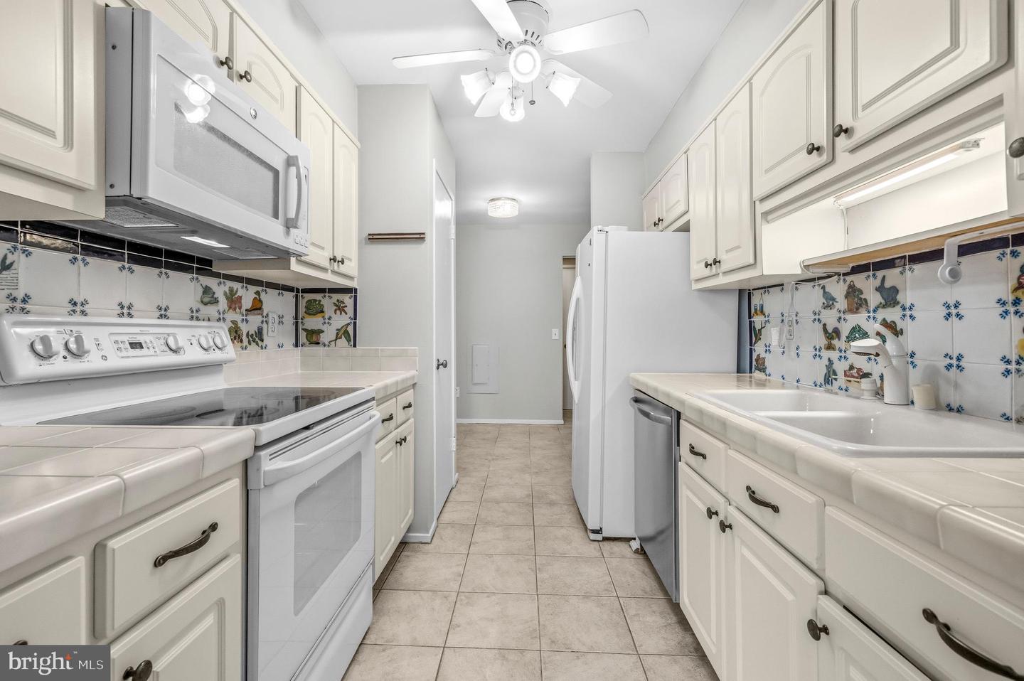 6101 Edsall Rd #211 Property Photo 14