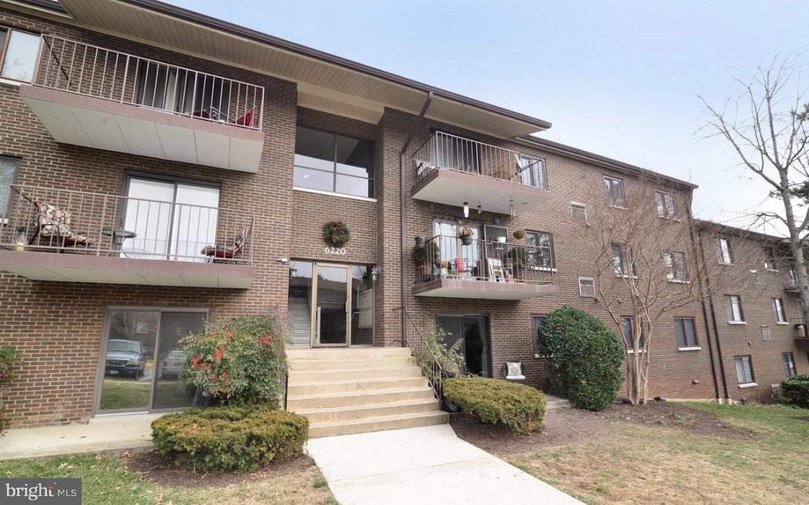 6220 EDSALL RD #401 Property Photo 1