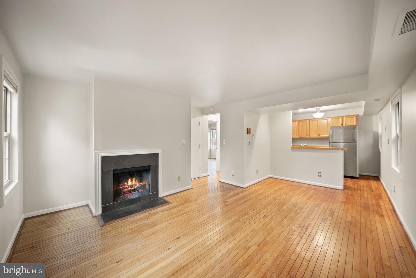 1311 E Abingdon Dr #4 Property Photo 5