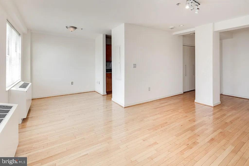 815 King St #4a Property Photo 11