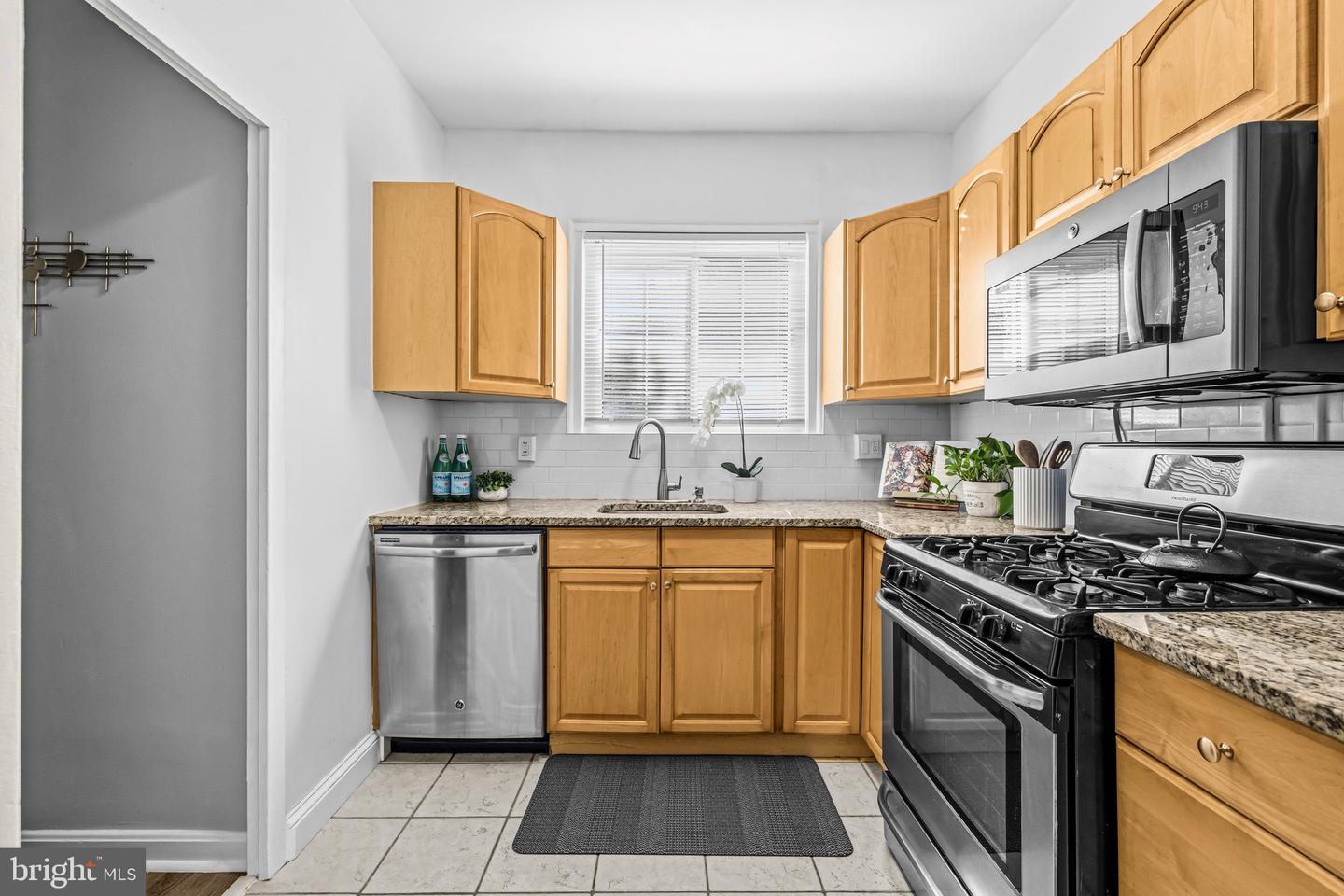3484 Martha Custis Dr Property Photo 15